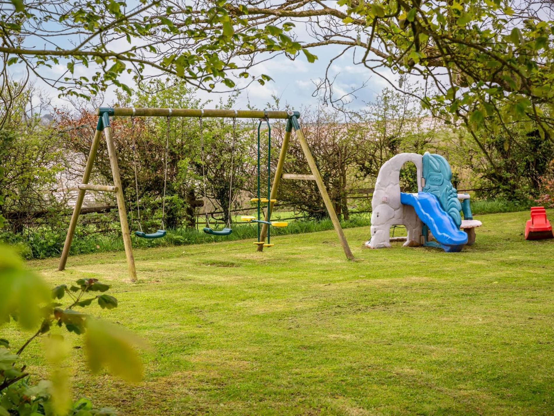 5 Bed In Bude 77823 Bradworthy エクステリア 写真